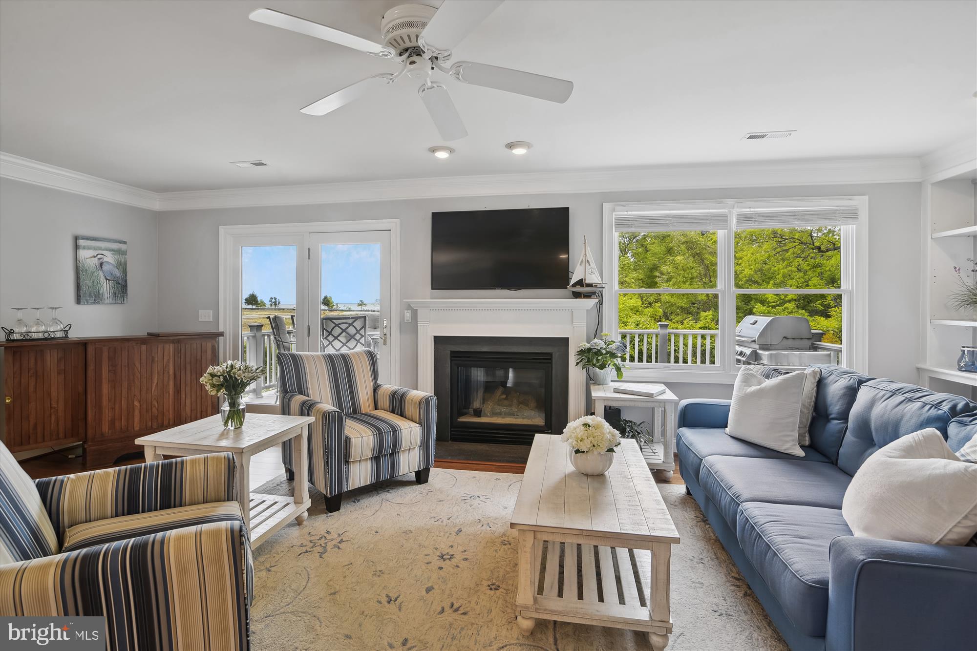 907 Auckland Way Chester, MD 21619 - Photo 30 of 60 Living Room with gas fireplace