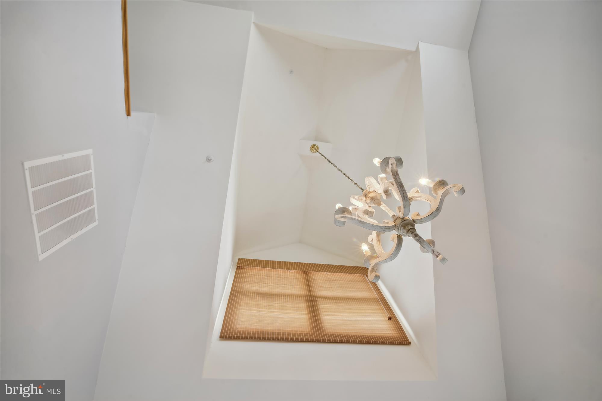 907 Auckland Way Chester, MD 21619 - Photo 38 of 60 Vaulted ceilings