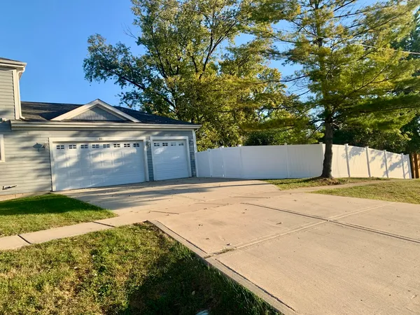 $719,000 | 831 North Yale Avenue, Villa Park, IL 60181