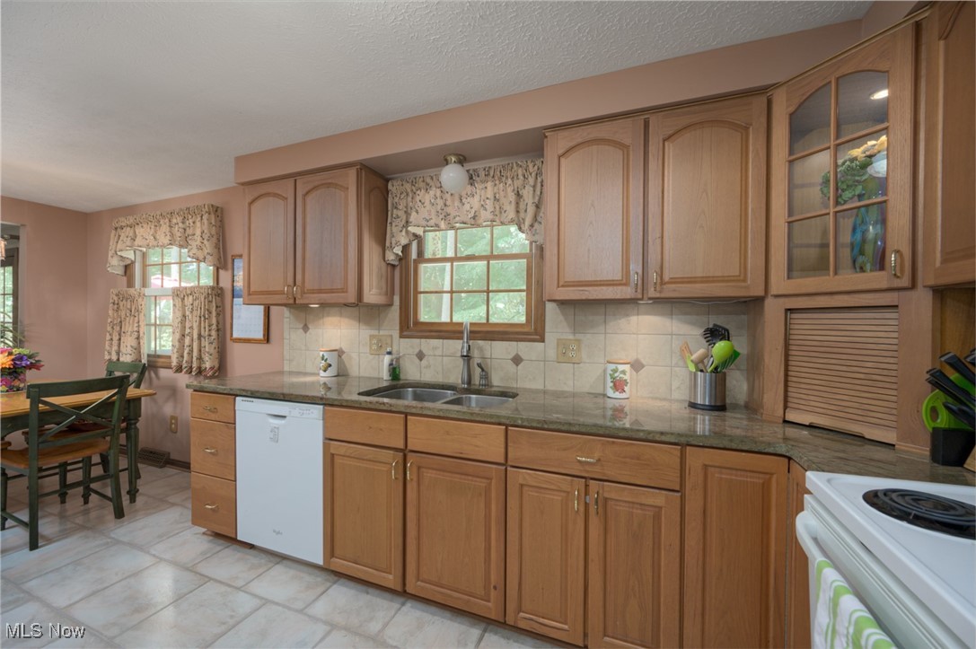 4330 Leewood Road Stow, OH 44224 - Photo 12 of 33 Gallery Image 12