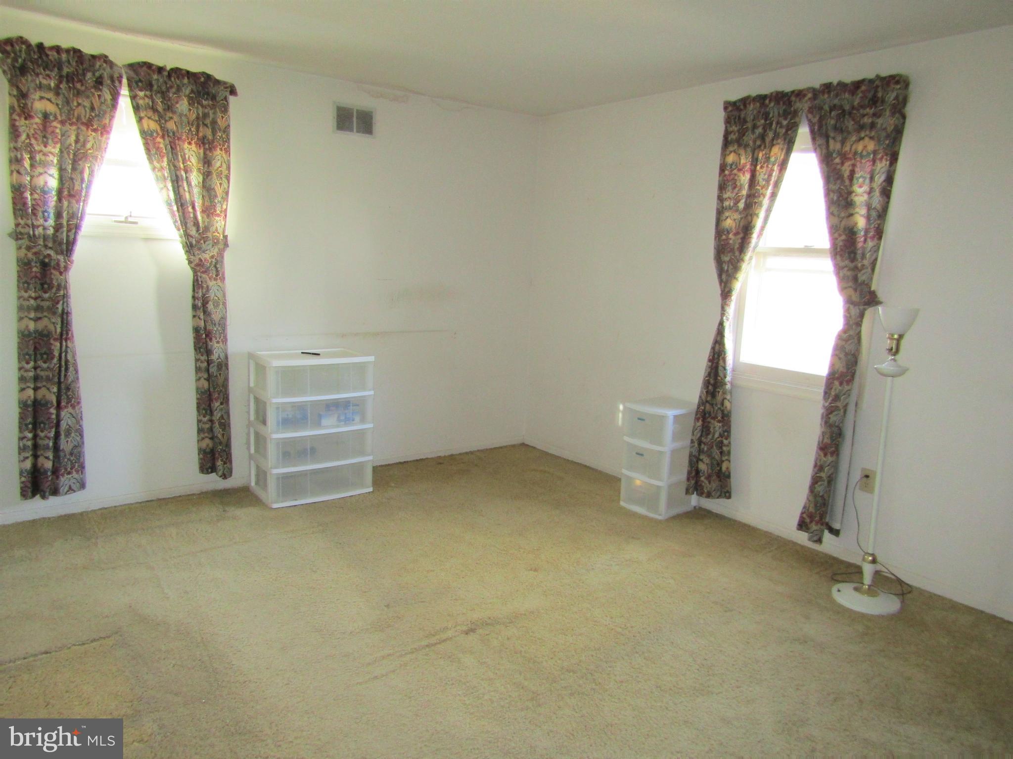 2830 Nolt Road Lancaster, PA 17601 - Photo 16 of 35 Upstairs main bedroom