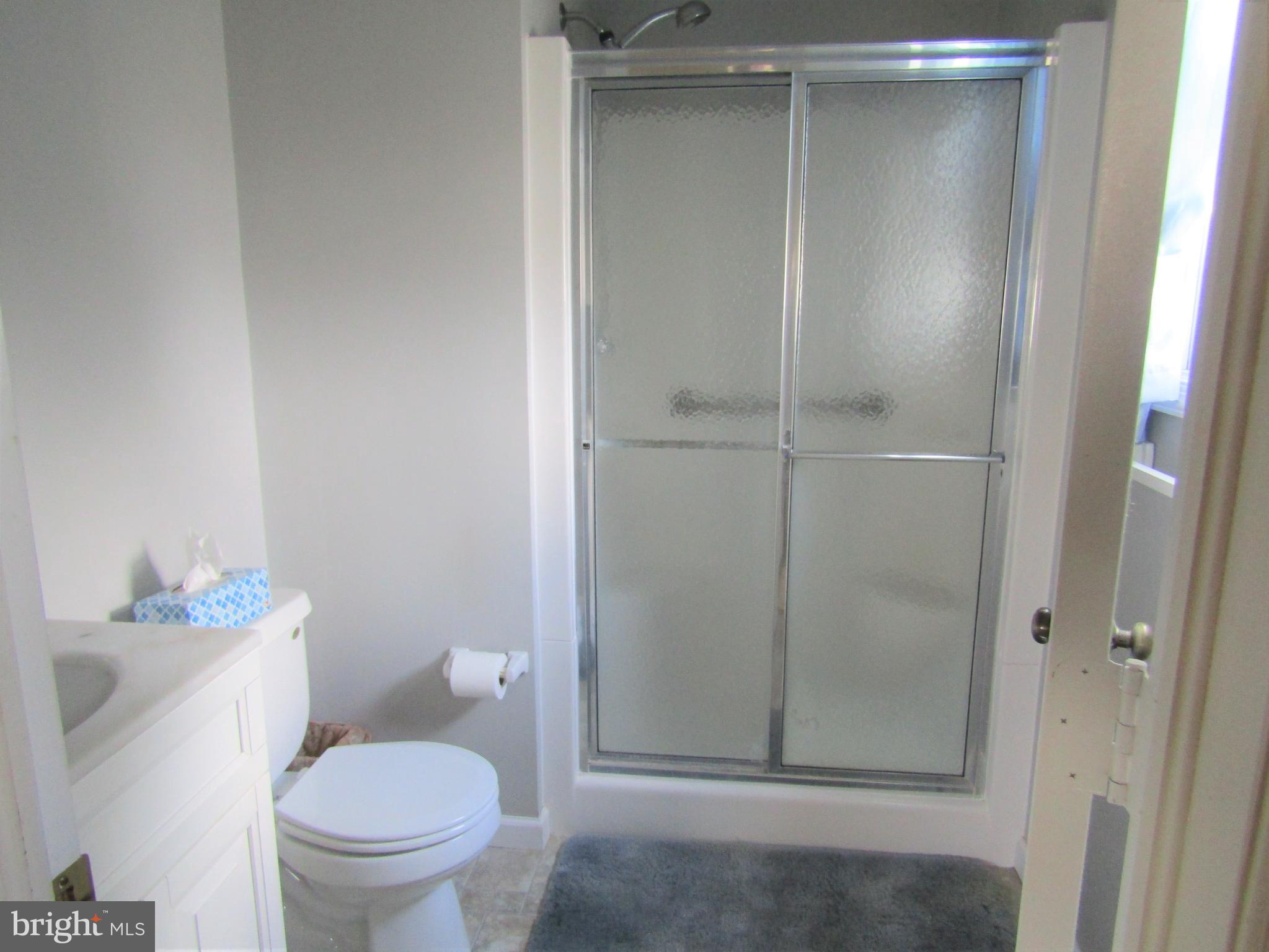 2830 Nolt Road Lancaster, PA 17601 - Photo 19 of 35 Upstairs Master Bath