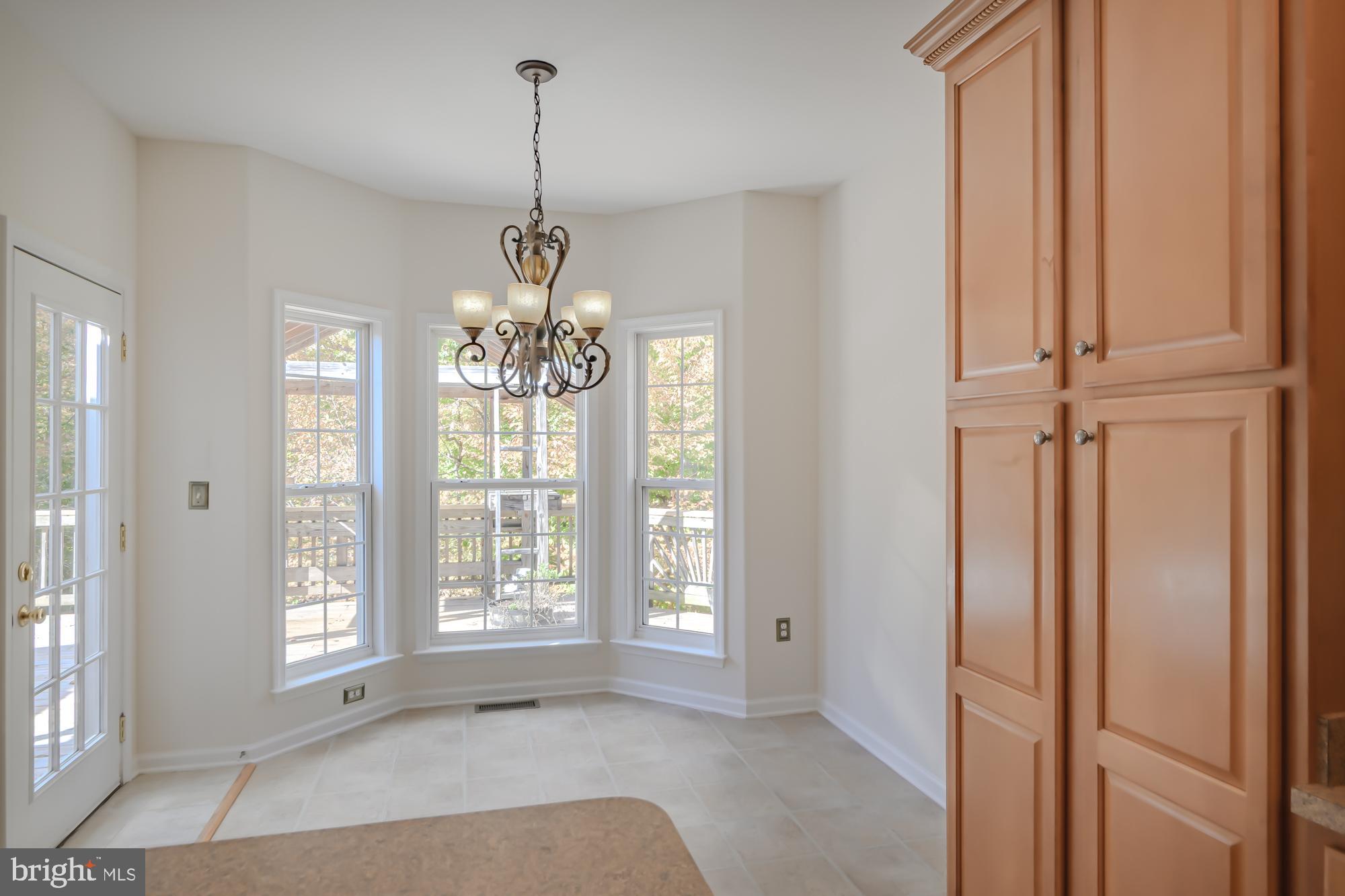 39 River Ridge Lane Fredericksburg, VA 22406 - Photo 18 of 94 Bright and airy breakfast nook with charm.