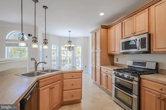 $750,000 | 39 River Ridge Lane, Fredericksburg, VA 22406