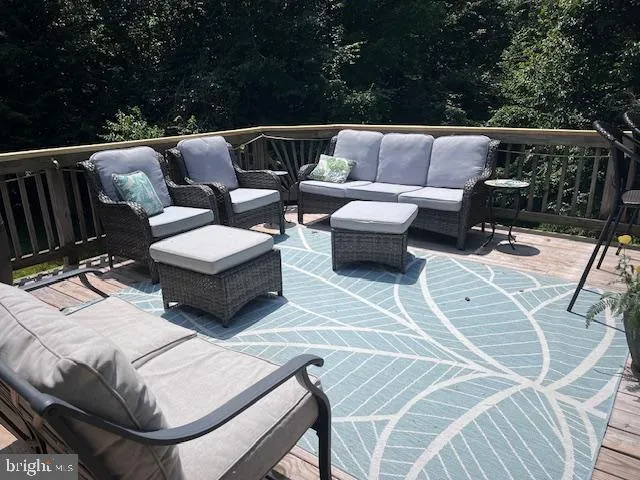 $750,000 | 39 River Ridge Lane, Fredericksburg, VA 22406