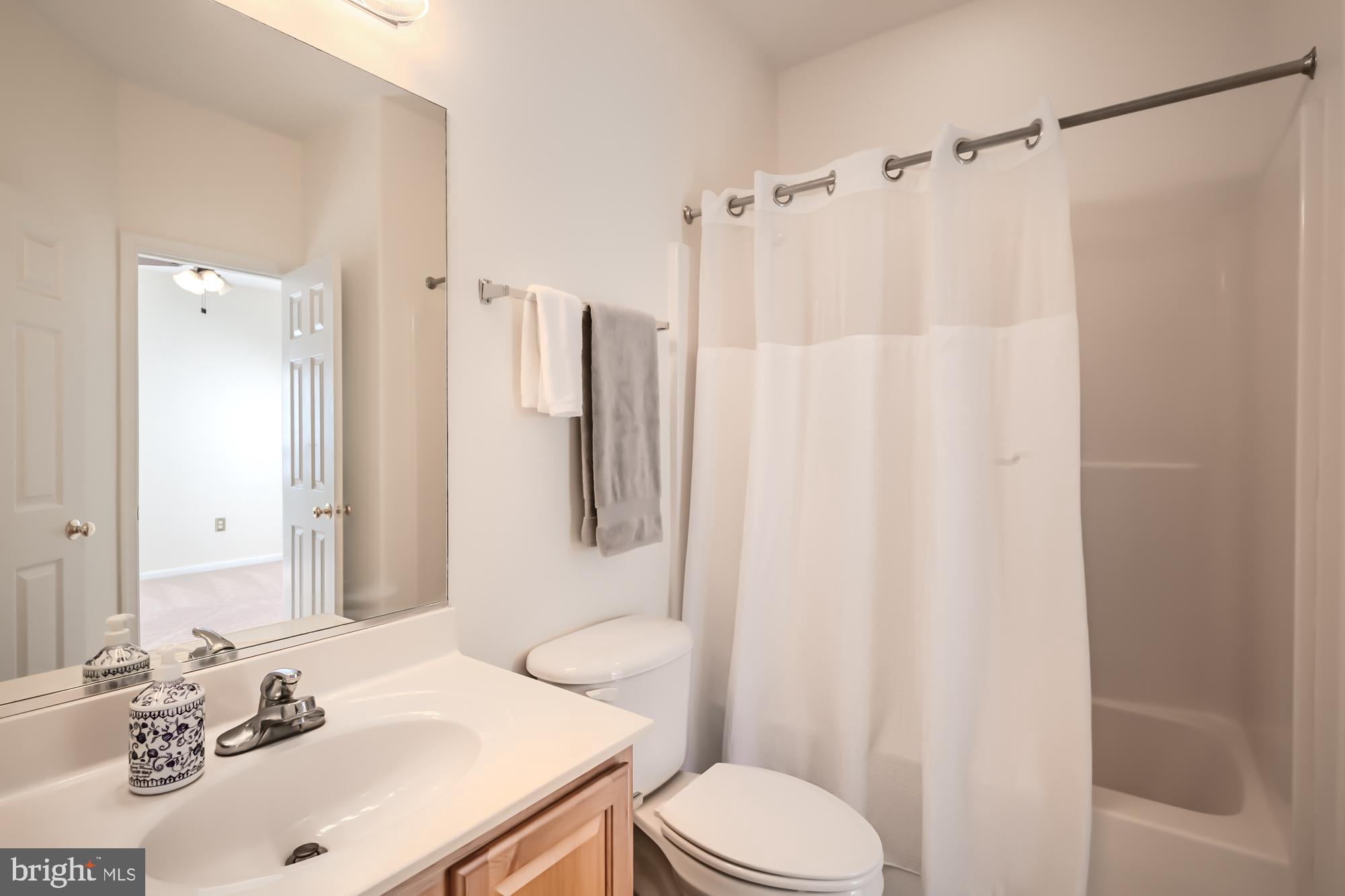 39 River Ridge Lane Fredericksburg, VA 22406 - Photo 45 of 94 Second Bathroom.