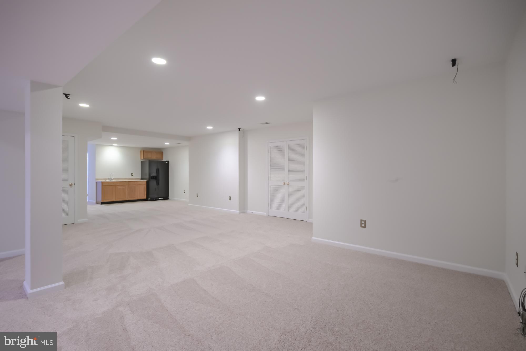 39 River Ridge Lane Fredericksburg, VA 22406 - Photo 68 of 94 Spacious, versatile living area awaits your touch.