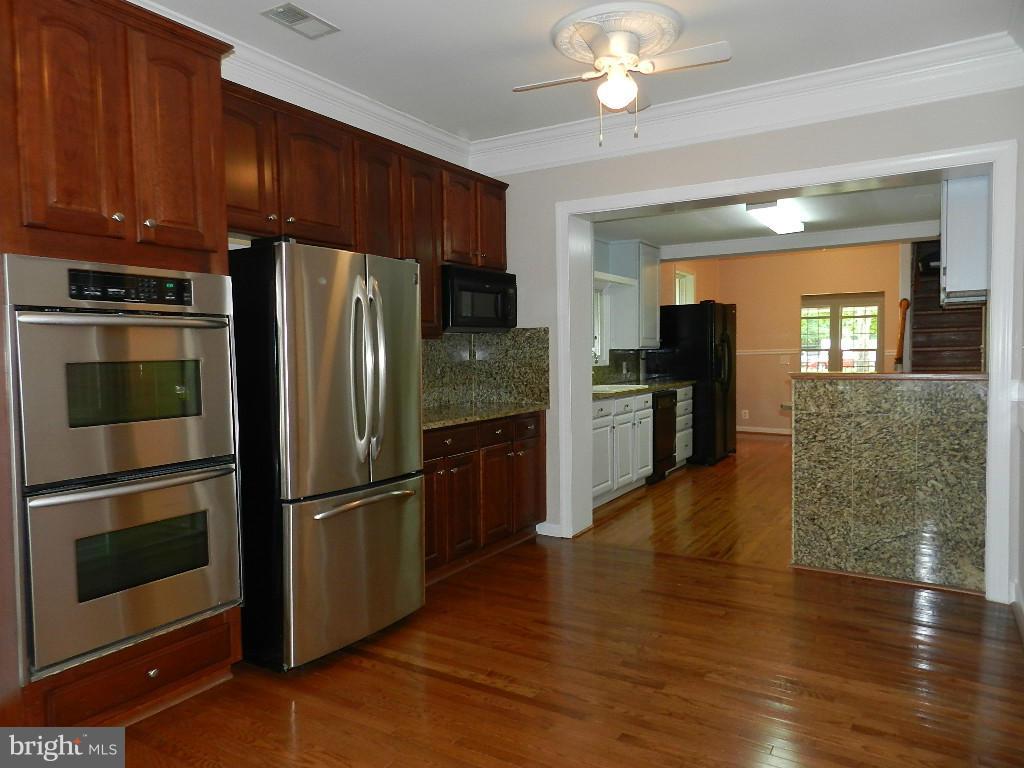 62 Marsh Road Fredericksburg, VA 22406 - Photo 14 of 30 Kitchen