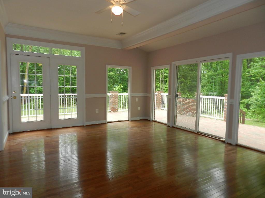 62 Marsh Road Fredericksburg, VA 22406 - Photo 17 of 30 Family Room