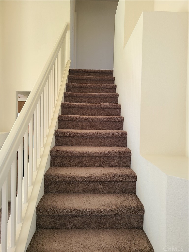 31975 Corte Algete Temecula, CA 92592 - Photo 7 of 15 a view of entryway