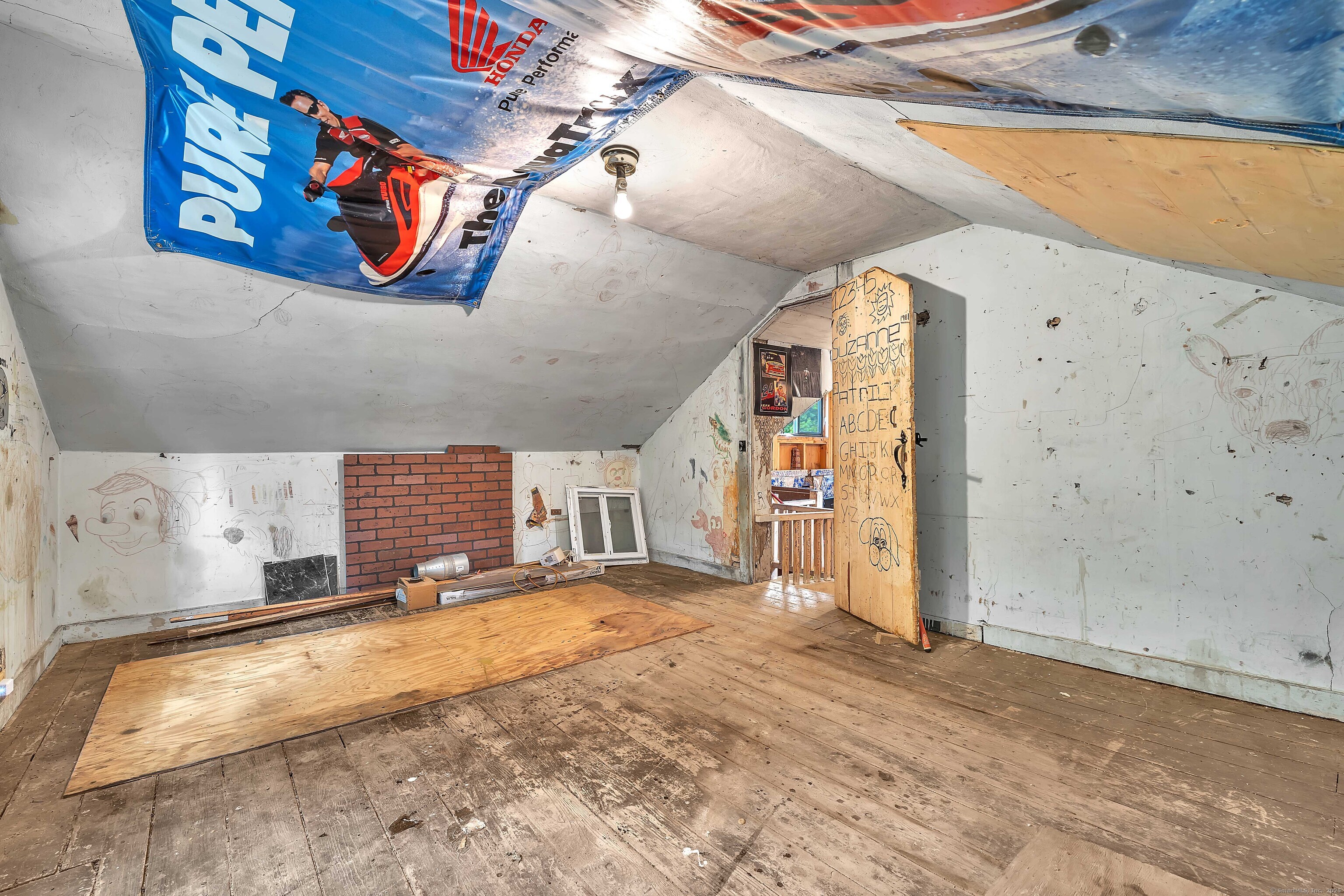 398 Boston Post Road Waterford, CT 06385 - Photo 39 of 40 a view of an entryway