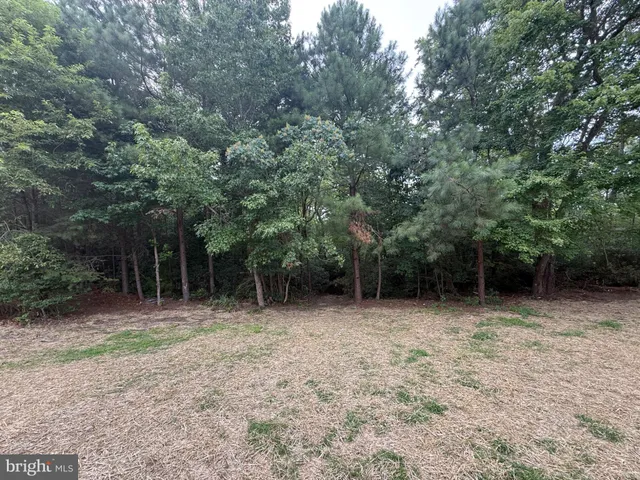 $290,000 | 185 Woodberry Drive, Montross, VA 22520