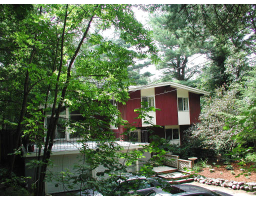 44 Country Corners Road Wayland, MA 01778 - Photo 3 of 5 Gallery Image 3