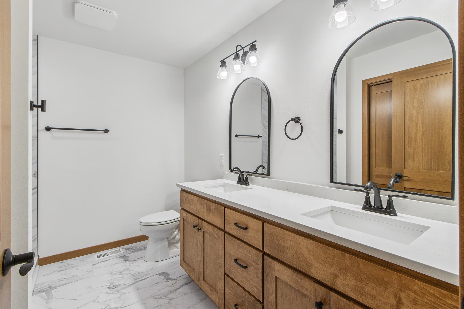 322 Roosevelt Street Baraboo, WI 53913 - Photo 15 of 31