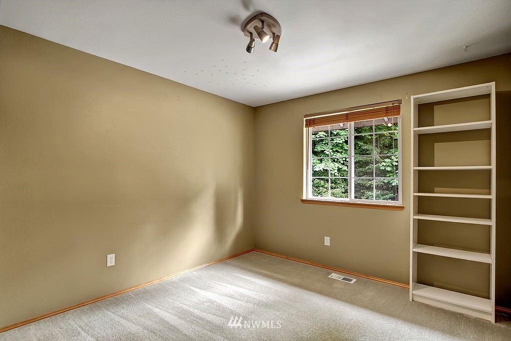 14236 Southeast 188 Way Renton, WA 98058 - Photo 12 of 18