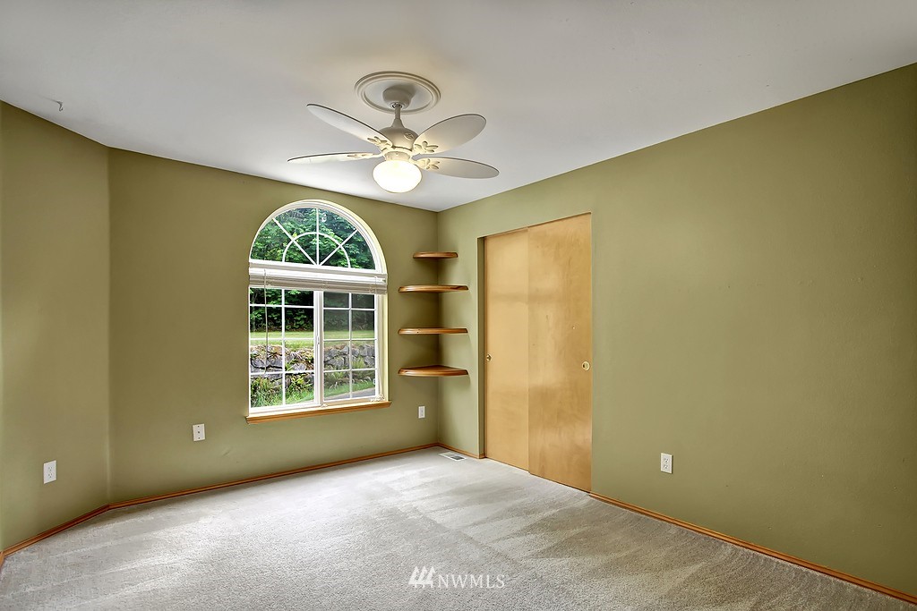 14236 Southeast 188 Way Renton, WA 98058 - Photo 13 of 18