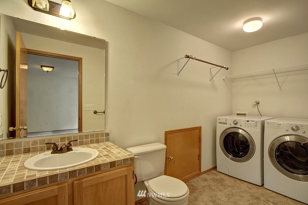 14236 Southeast 188 Way Renton, WA 98058 - Photo 9 of 18