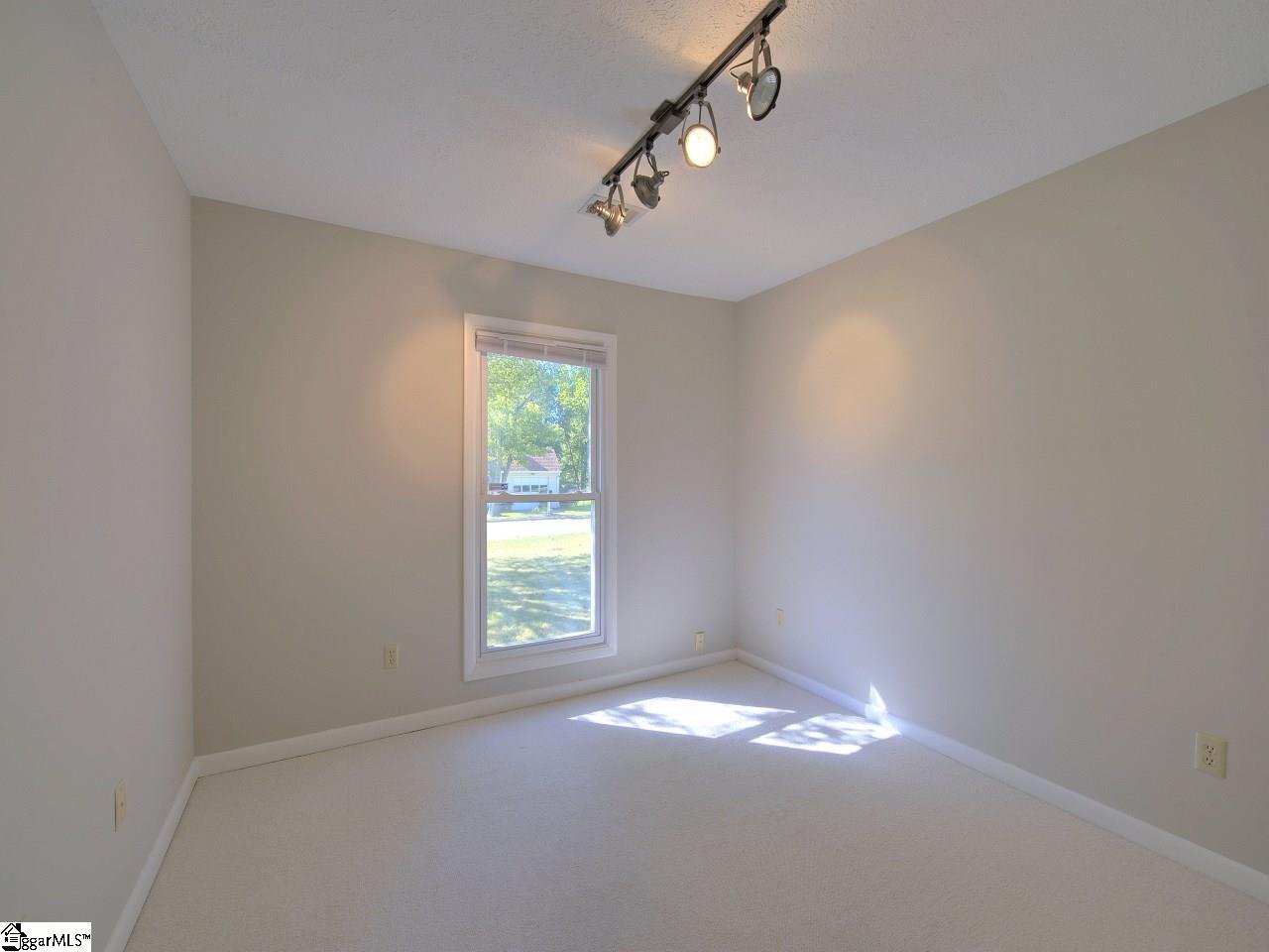 106 Clearfield Road Greenville, SC 29607 - Photo 22 of 36
