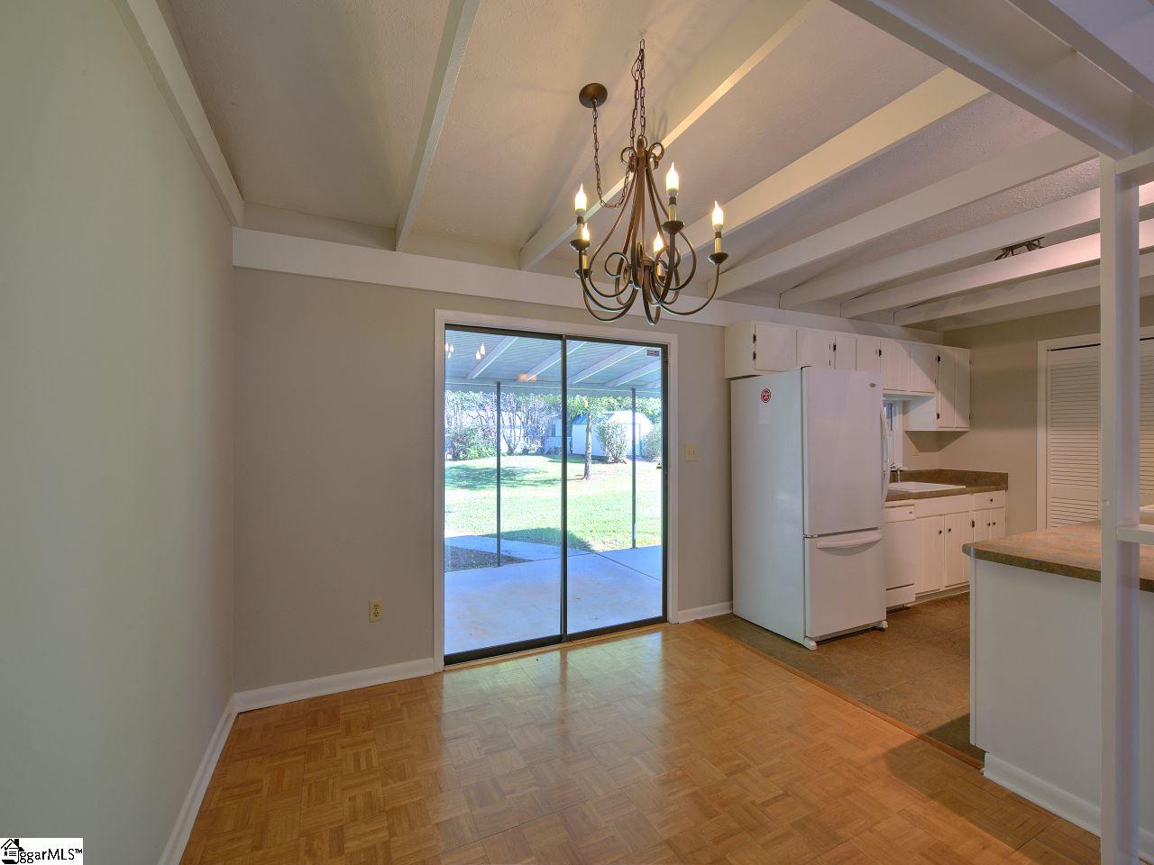 106 Clearfield Road Greenville, SC 29607 - Photo 7 of 36