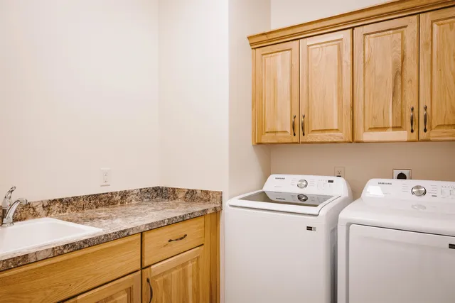 $2,250 | 3212 West Bartlett Drive, New Haven, IN 46774