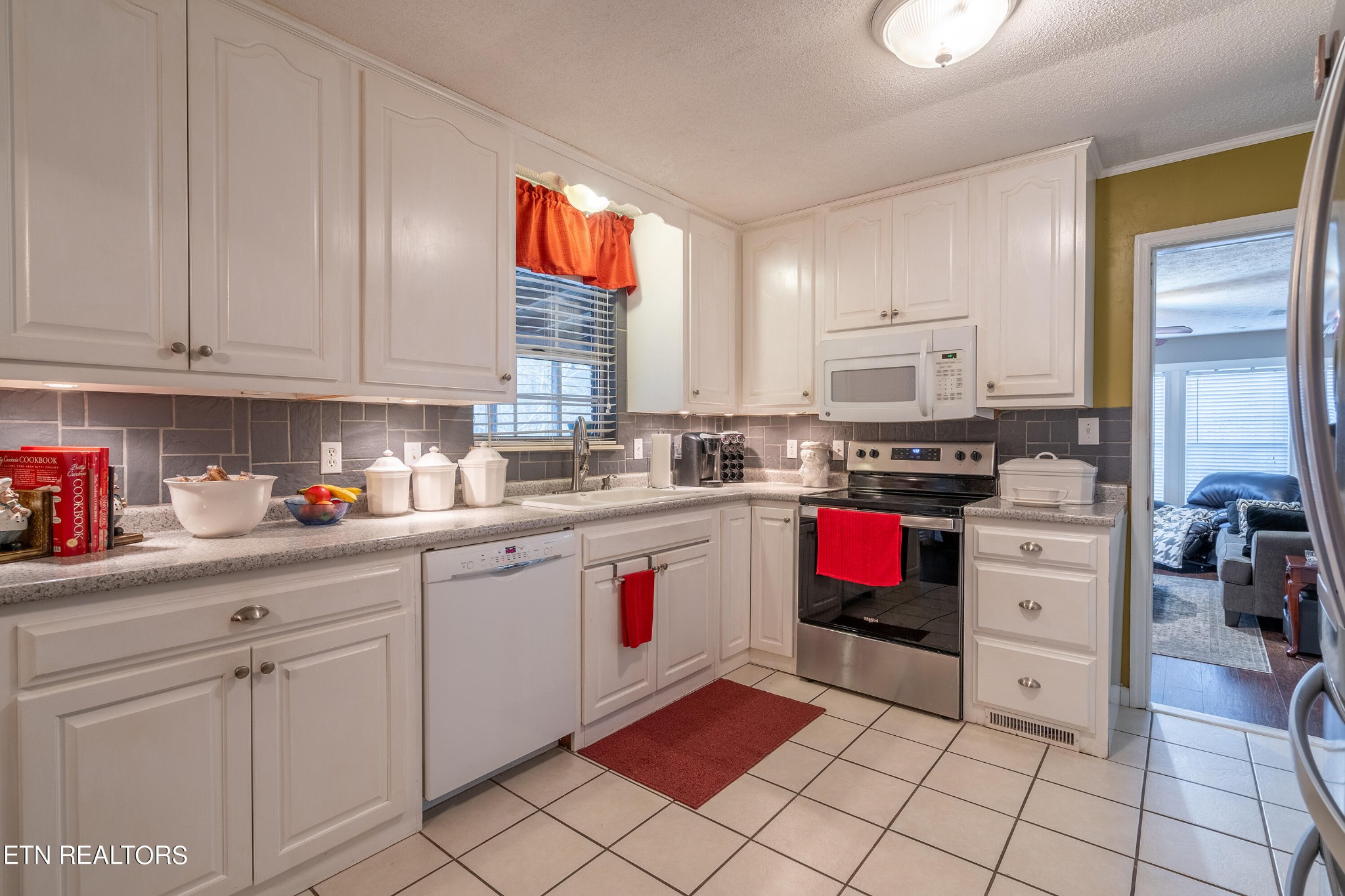 264 Ray Cross Road Harriman, TN 37748 - Photo 14 of 36