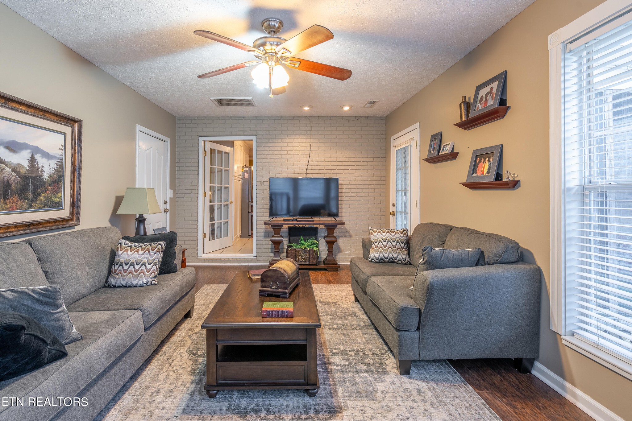 264 Ray Cross Road Harriman, TN 37748 - Photo 4 of 36