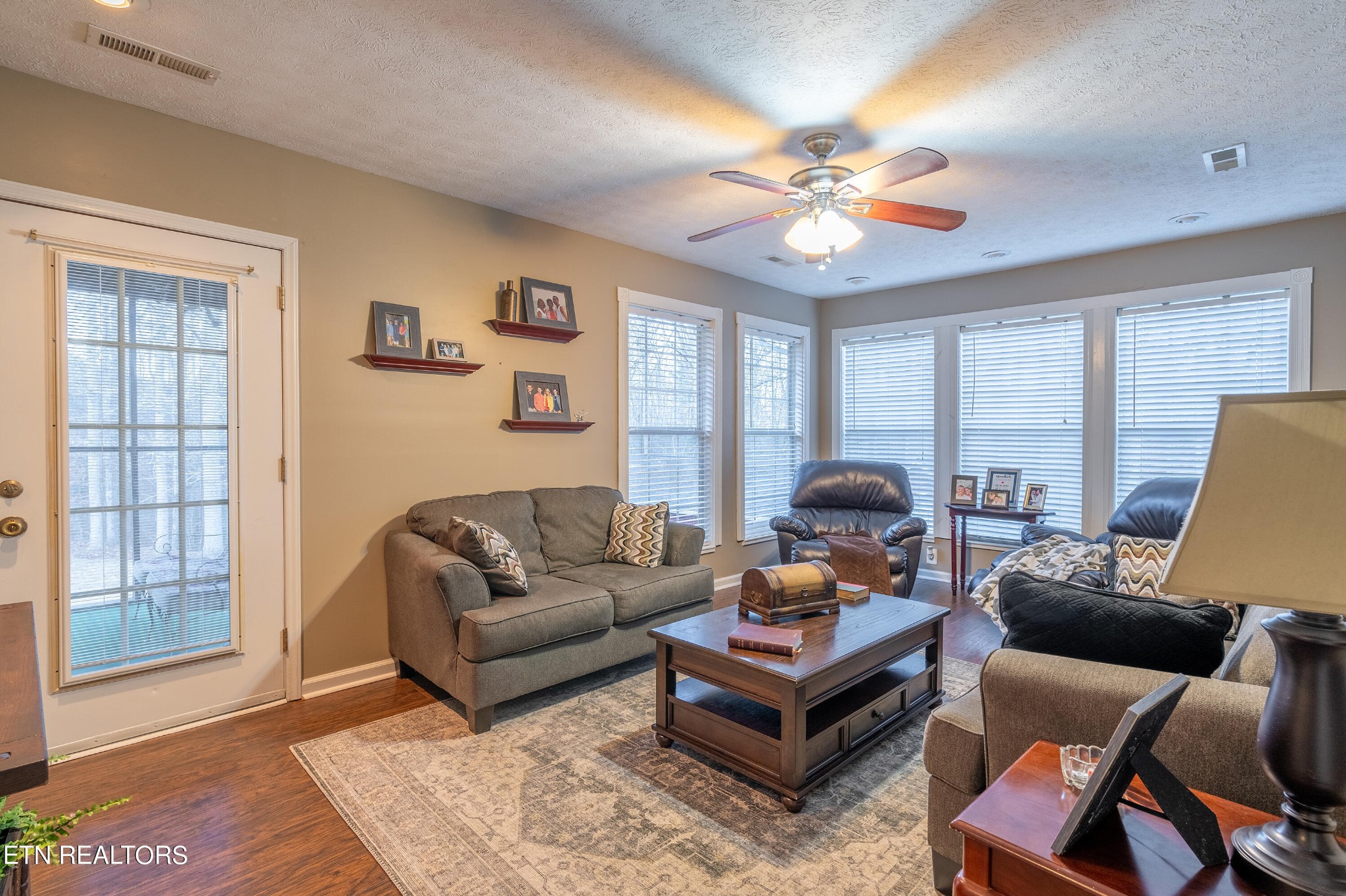 264 Ray Cross Road Harriman, TN 37748 - Photo 8 of 36