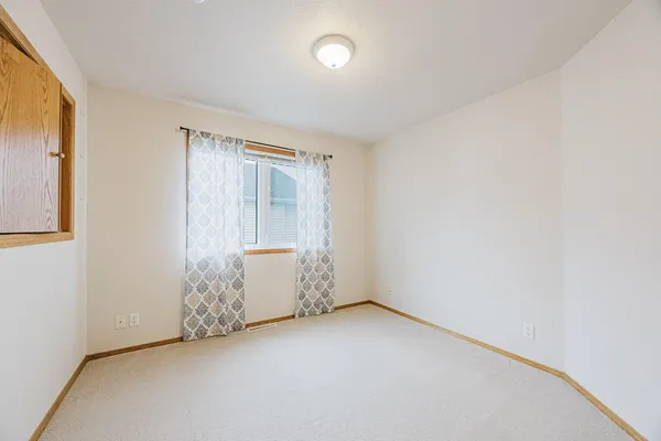 $235,000 | 52 Pinewood Boulevard, West Fargo, ND 58078