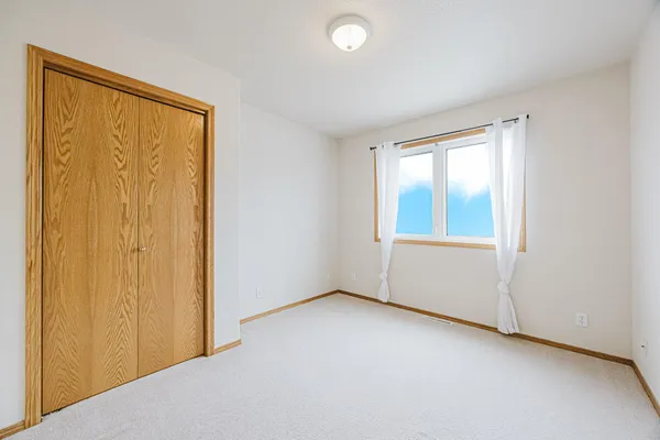 $235,000 | 52 Pinewood Boulevard, West Fargo, ND 58078