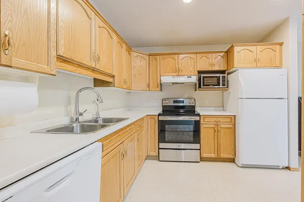 $235,000 | 52 Pinewood Boulevard, West Fargo, ND 58078