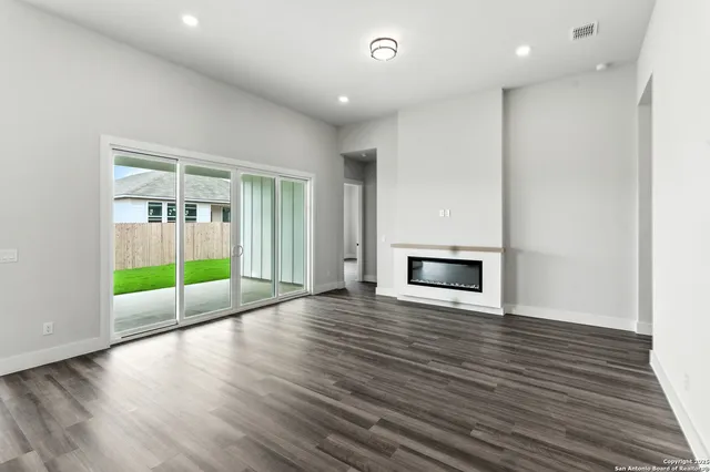 $539,990 | 1637 Saddleback Run, New Braunfels, TX 78130