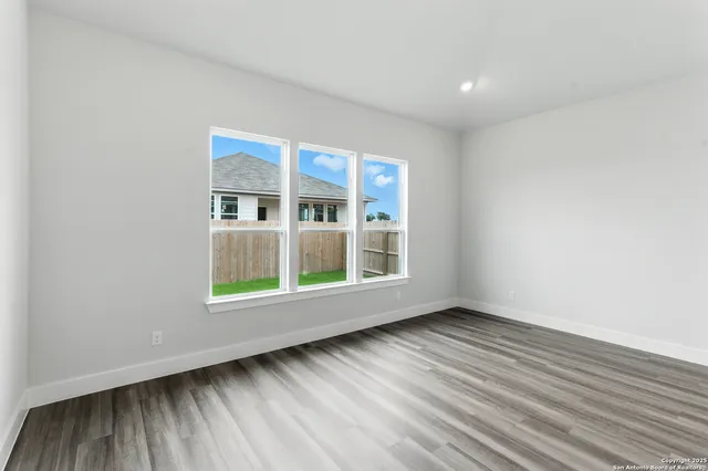 $539,990 | 1637 Saddleback Run, New Braunfels, TX 78130