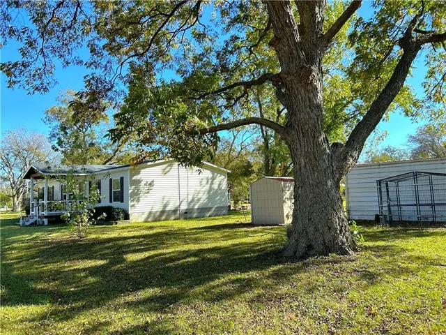 $198,500 | 285 Walnut Street, Deerfield, MO 64741