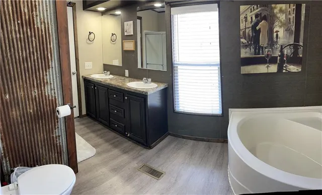 $198,500 | 285 Walnut Street, Deerfield, MO 64741