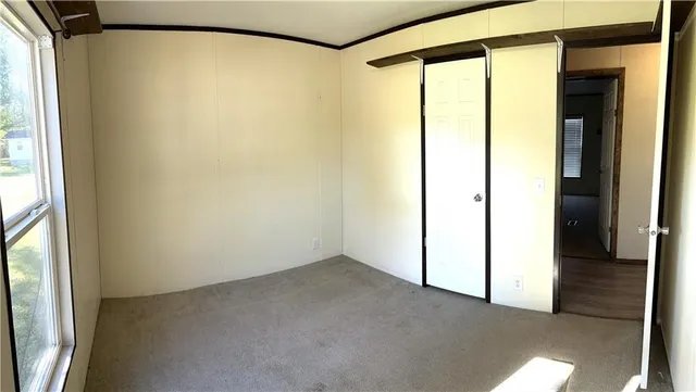 $174,500 | 285 Walnut Street, Deerfield, MO 64741