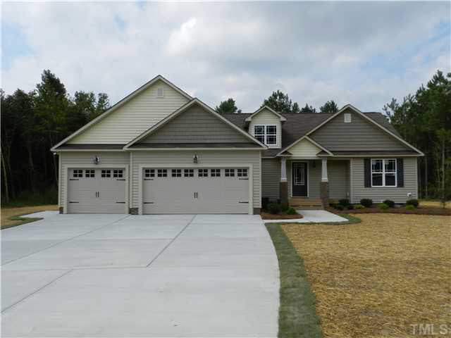 920 Dickinson Road Smithfield, NC 27577 - Photo 1 of 16 Exterior Front