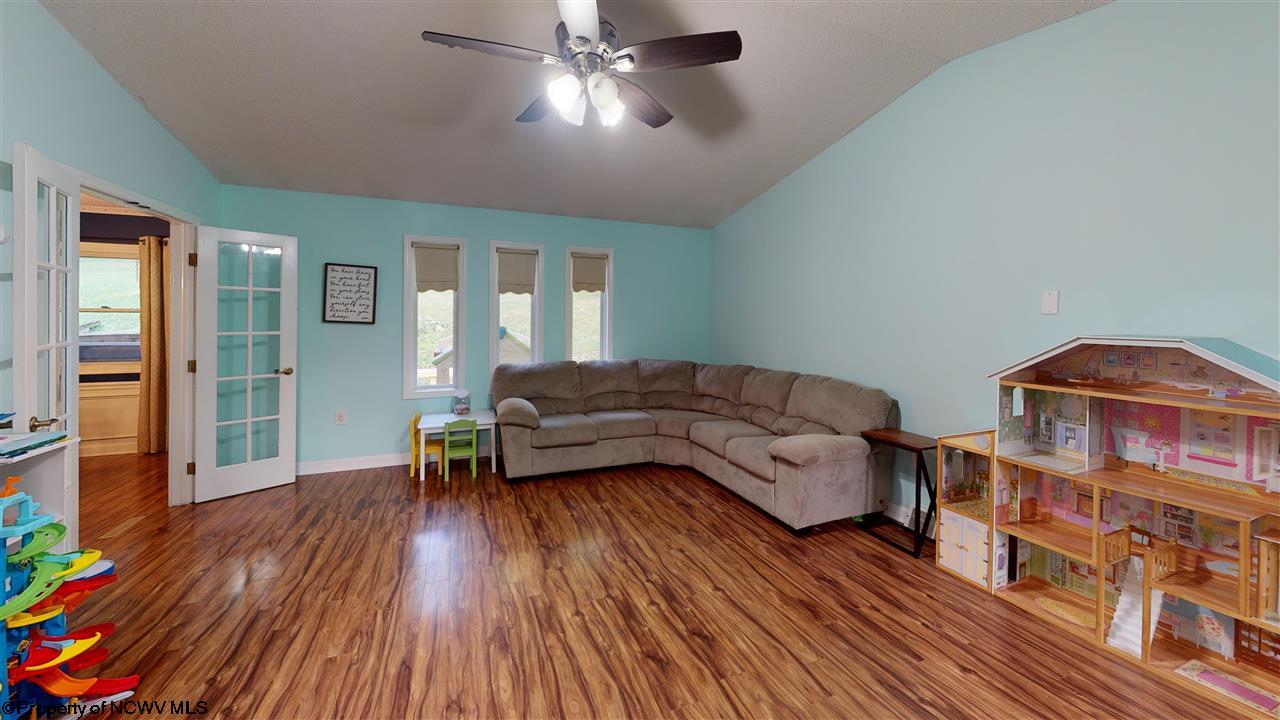 2009 Tanglewood Road Bridgeport, WV 26330 - Photo 13 of 25 Gallery Image 13