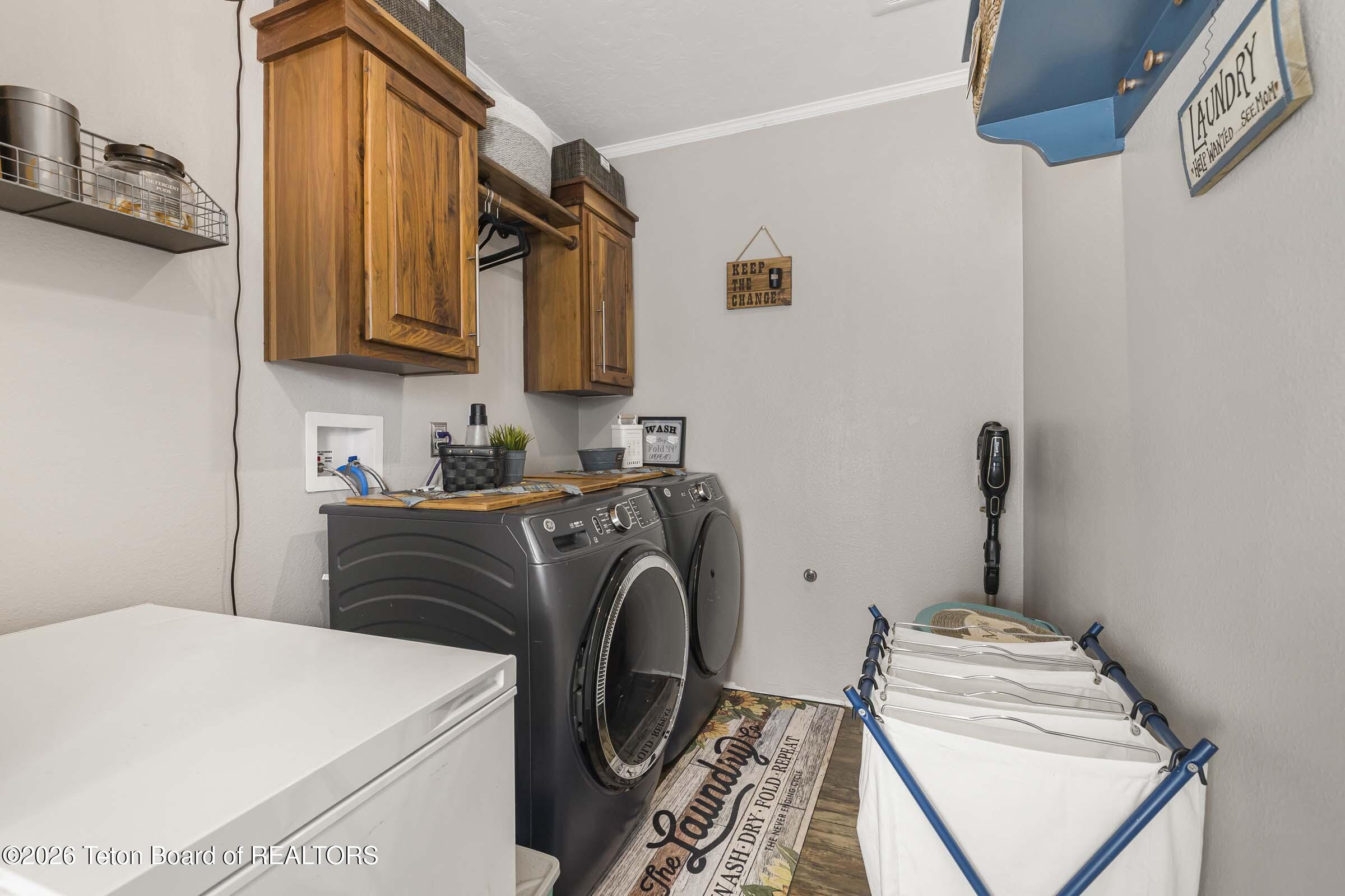 60 Summit Way Thayne, WY 83127 - Photo 28 of 41 21-Laundry Room