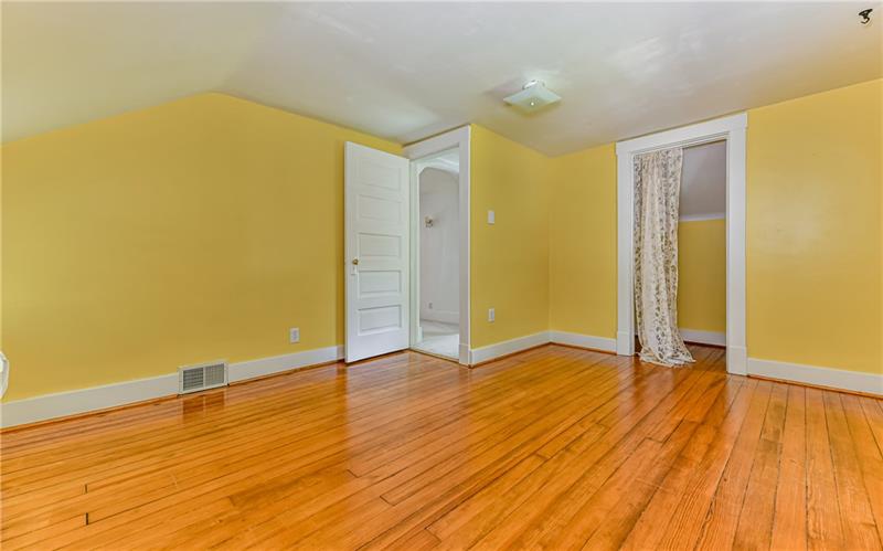 3940 Bakerstown Road Gibsonia, PA 15044 - Photo 14 of 25 Bedroom #2