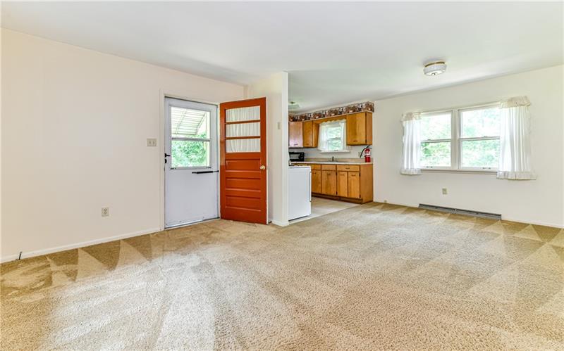 3940 Bakerstown Road Gibsonia, PA 15044 - Photo 15 of 25 Attached in-law suite or apartment....Living room open to kitchen
