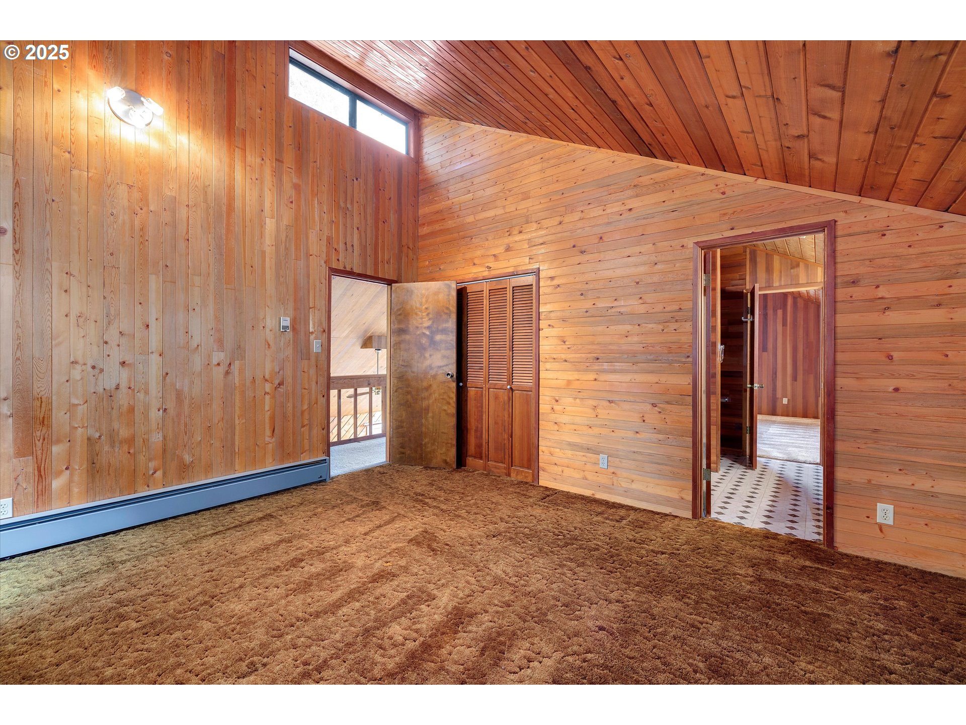 25164 South Springwater Road Estacada, OR 97023 - Photo 12 of 43 a view of an empty room with wooden floor