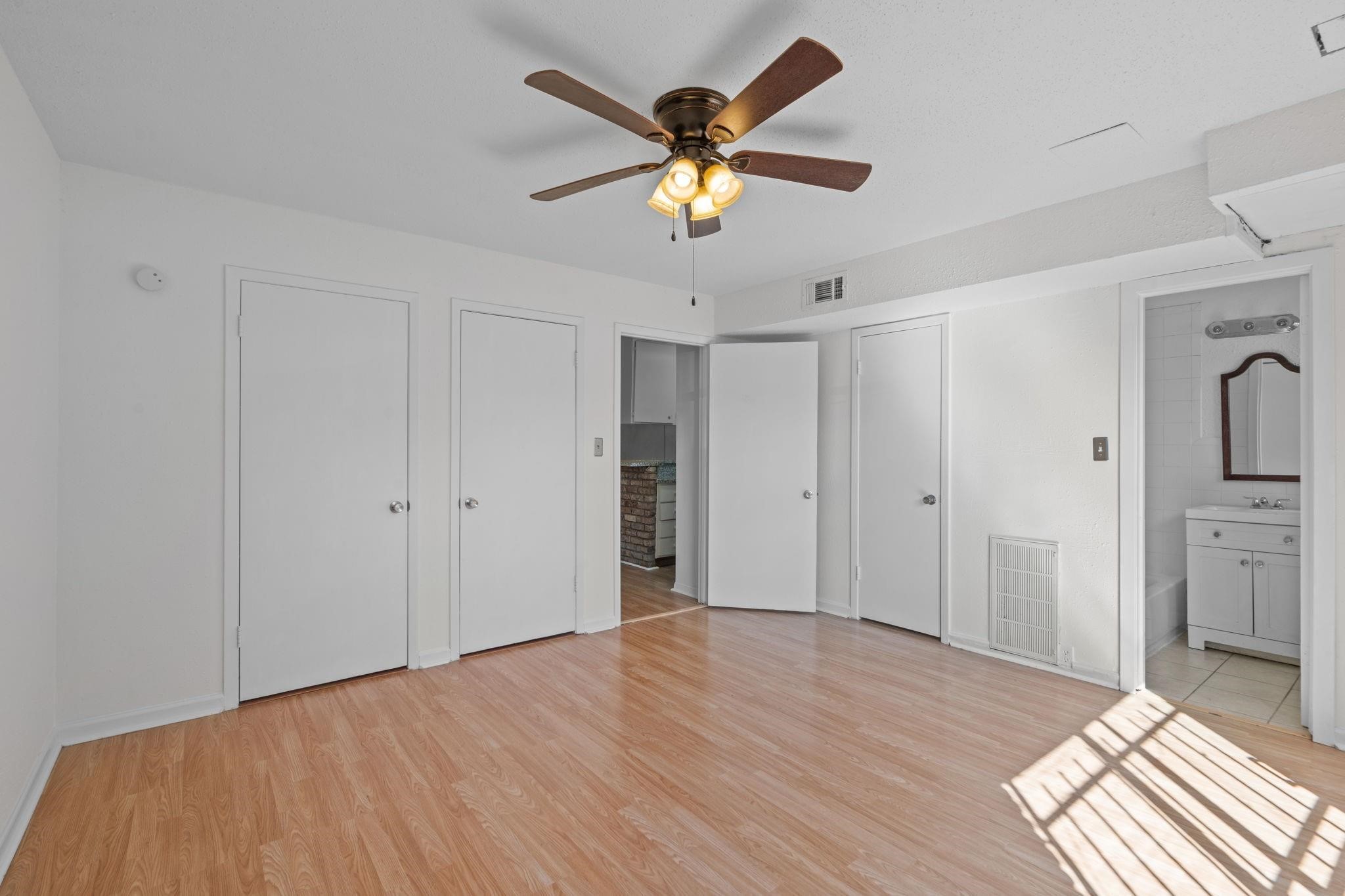 1849 Marshall Street, Unit 9 Houston, TX 77098 - Photo 11 of 22 Bedroom