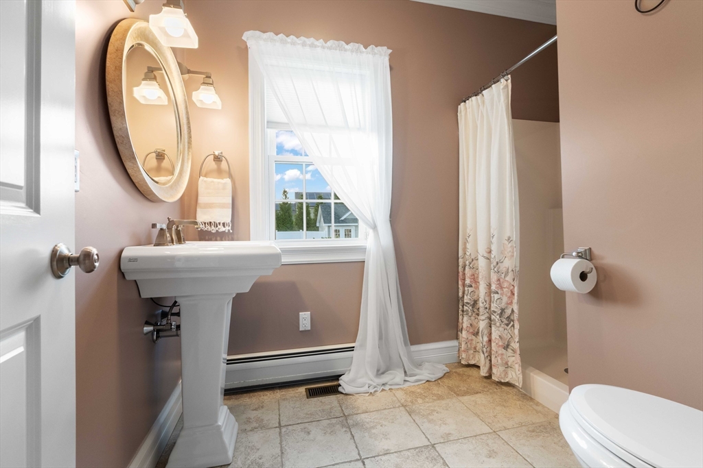 10 Sassafras Road Rehoboth, MA 02769 - Photo 12 of 42