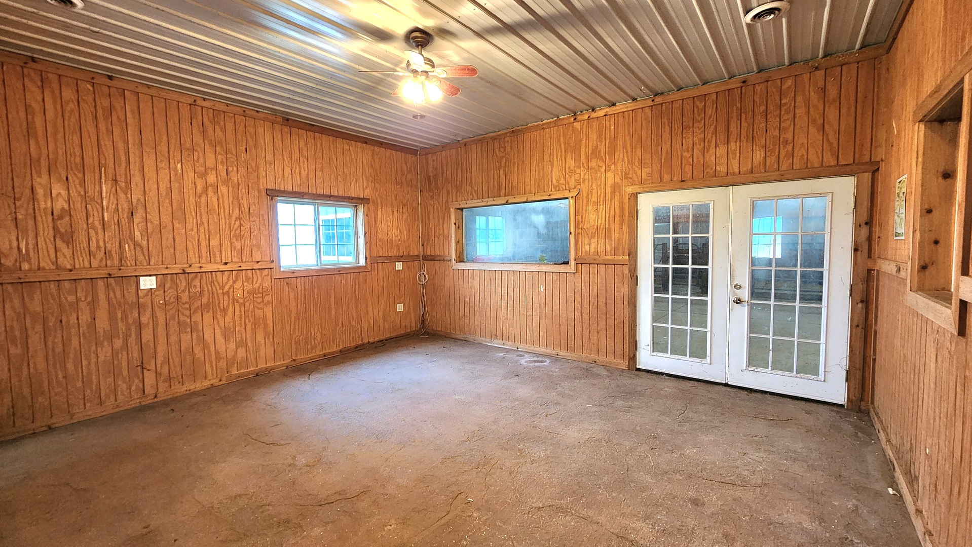 6079 Manchester Road Poplar Grove, IL 61065 - Photo 27 of 69 an empty room with windows