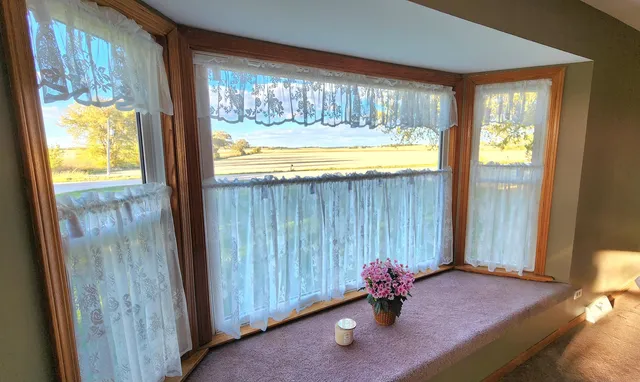 $795,000 | 6079 Manchester Road, Poplar Grove, IL 61065