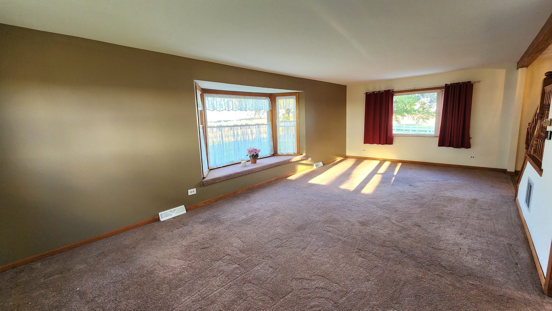 6079 Manchester Road Poplar Grove, IL 61065 - Photo 54 of 69 an empty room with windows