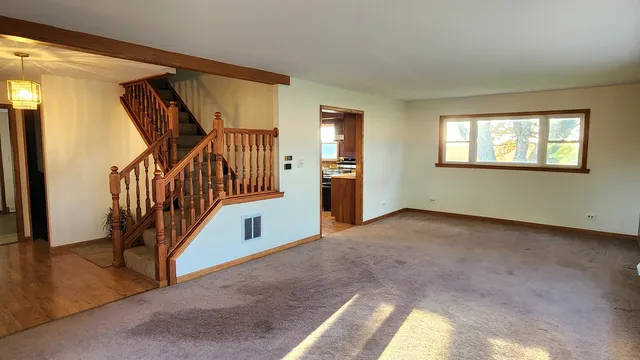 $795,000 | 6079 Manchester Road, Poplar Grove, IL 61065