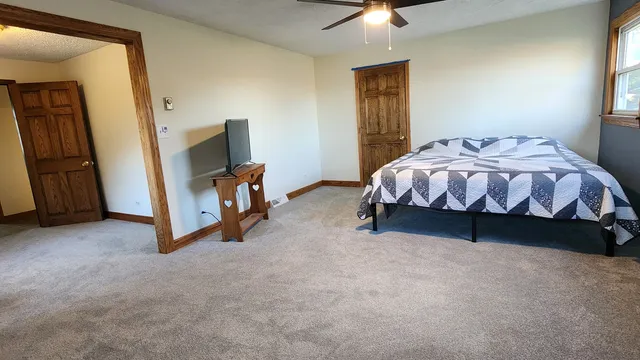 $795,000 | 6079 Manchester Road, Poplar Grove, IL 61065