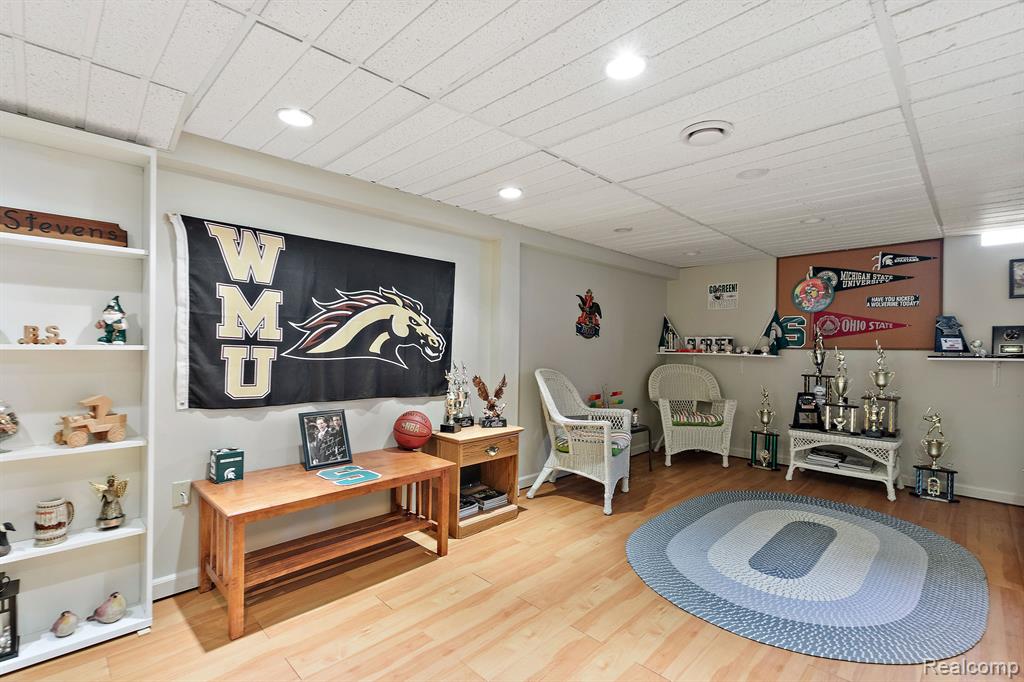 2283 Highsplint Drive Rochester Hills, MI 48307 - Photo 30 of 45