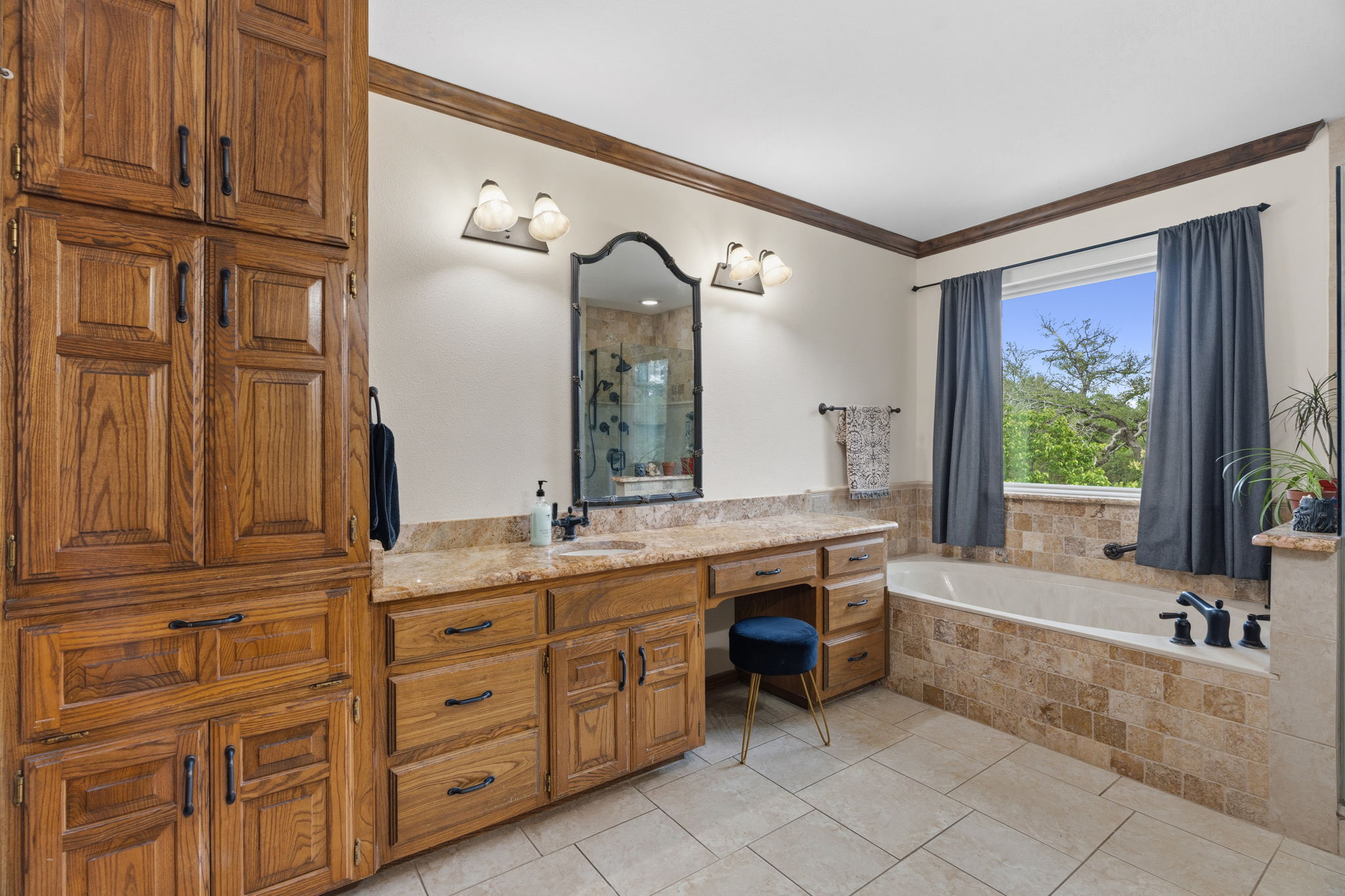 307 South Ridge Circle Georgetown, TX 78628 - Photo 21 of 39